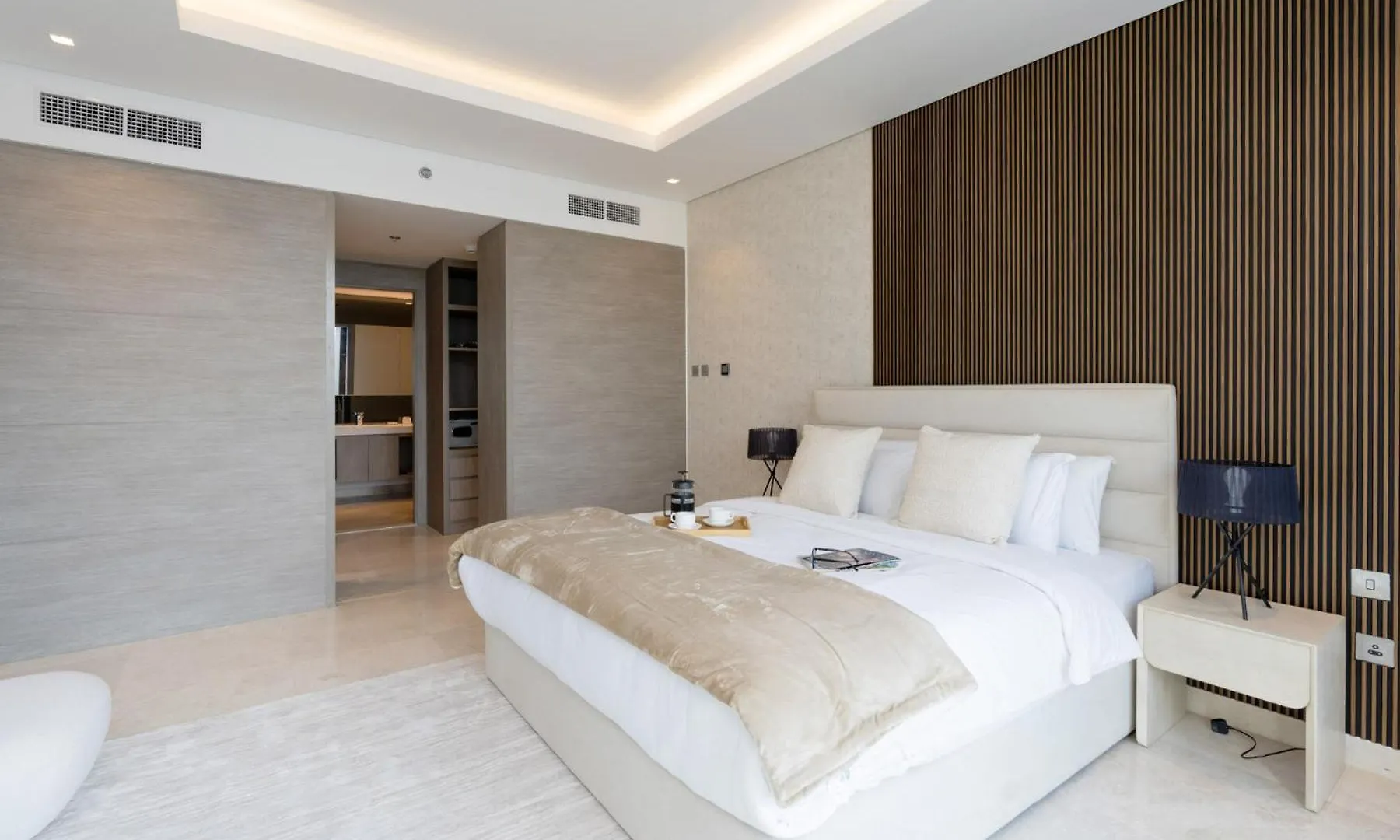 Breathtaking Prime Location Burj Khalifa View Apartment Dubai United Arab Emirates