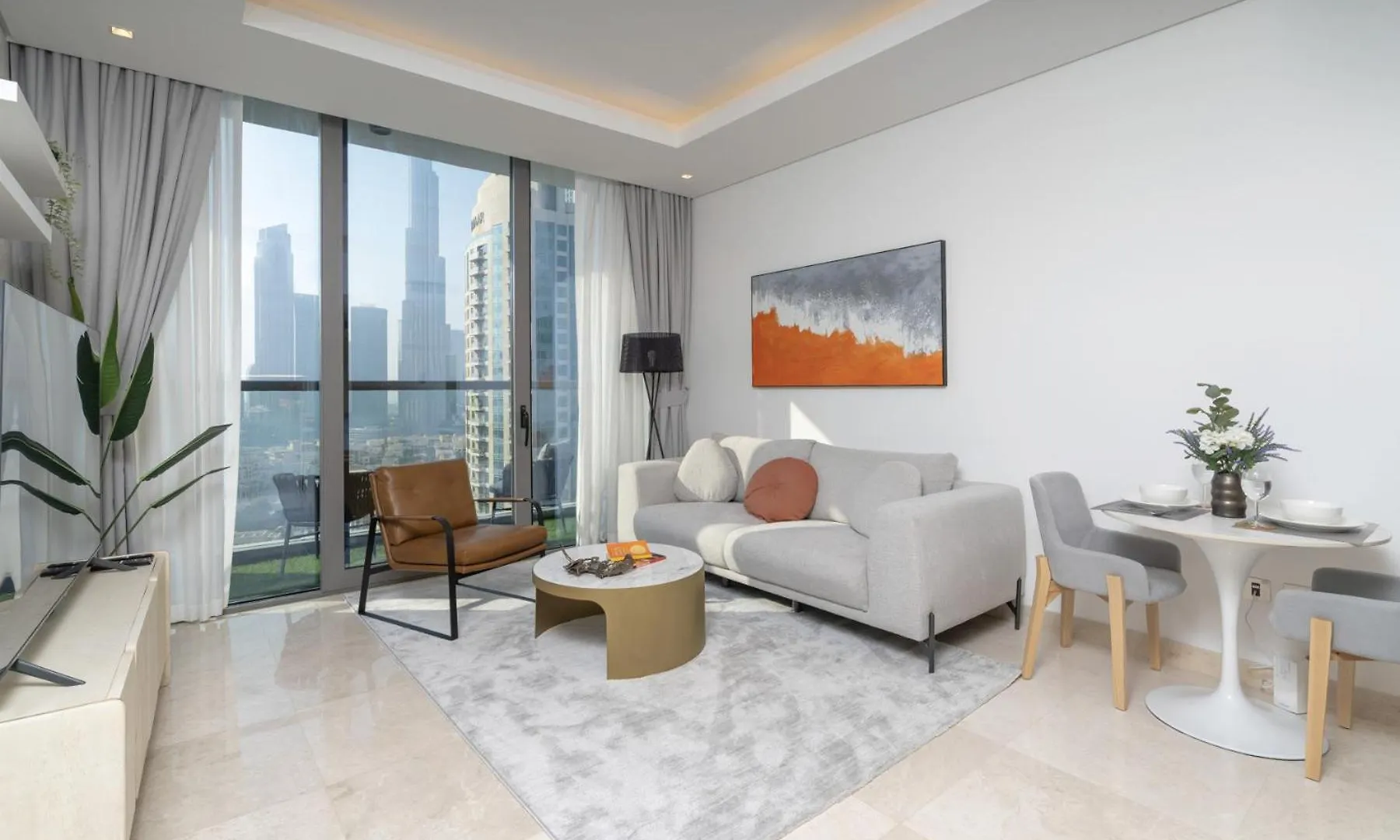 Breathtaking Prime Location Burj Khalifa View Apartment Dubai